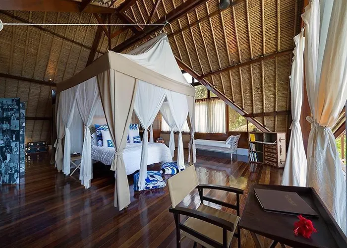 Voyage Villa