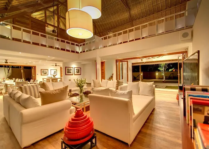 Voyage Villa *