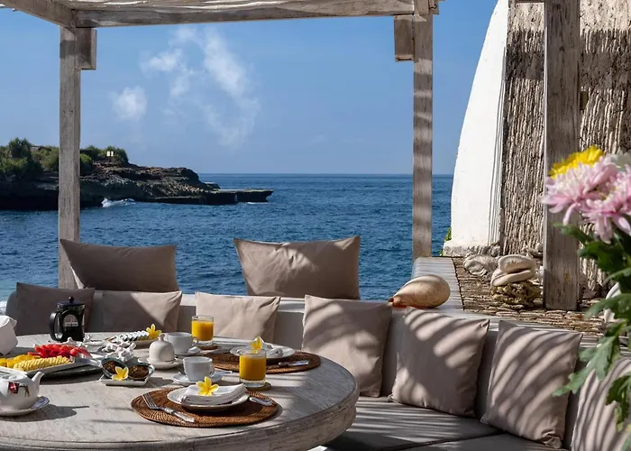 Voyage Villa *